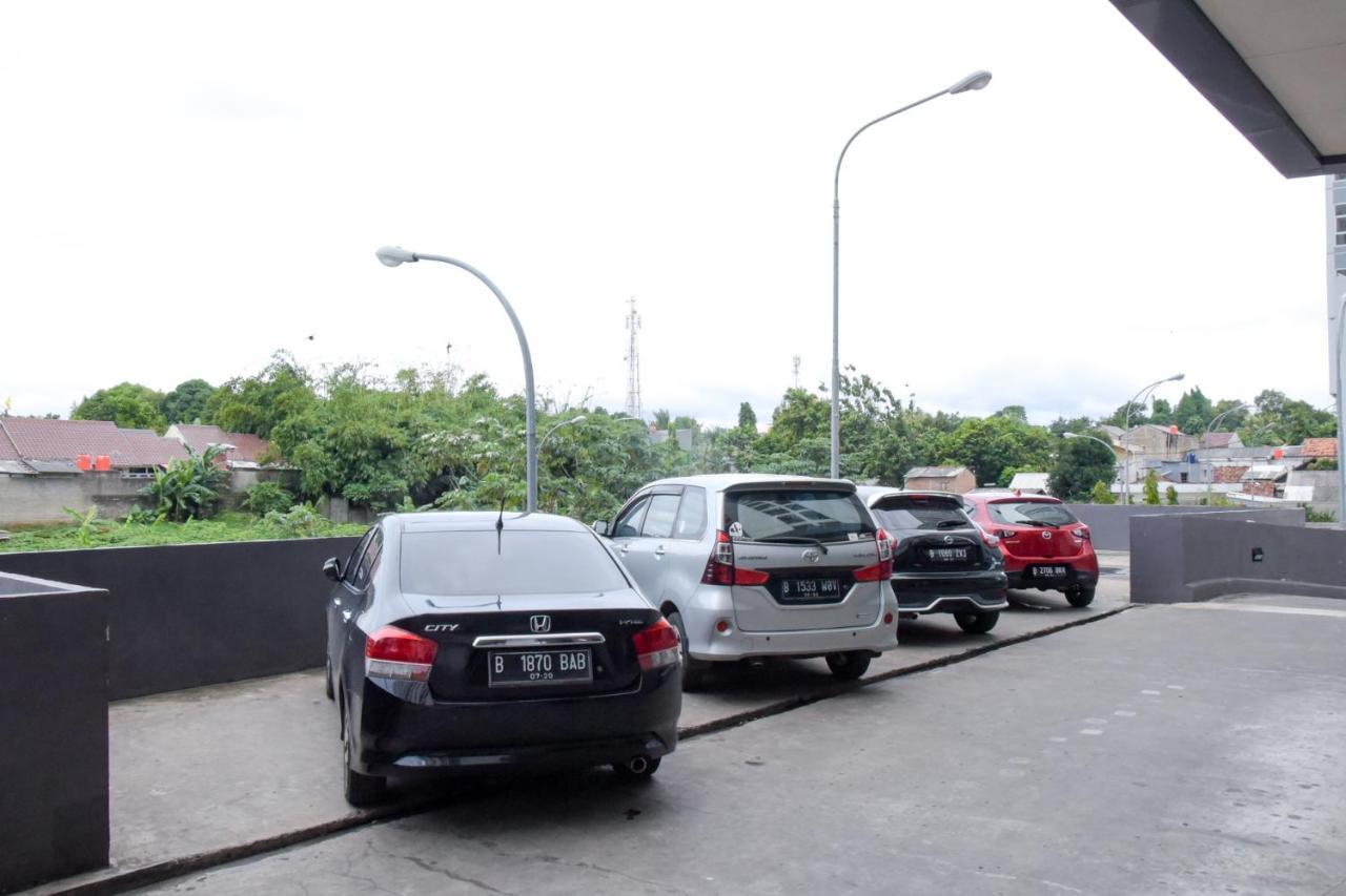 Reddoorz Apartment @ Serpong Green View タンゲラン エクステリア 写真